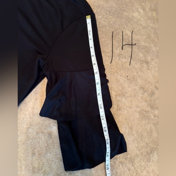 Karen Kane Black Ruffle Sleeve Top Size S - Picture 5 of 7